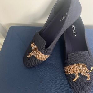 Vivaia 38.5 navy blue brand new out of box cheetah loafers